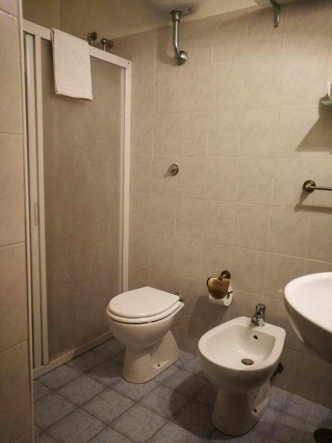 Arturo'S House Apartment Наполи Екстериор снимка
